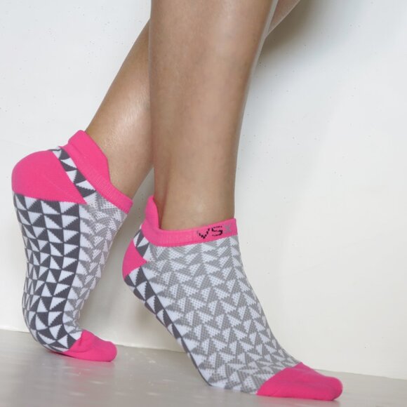 RARE  Victoria's Secret Cushion VSX Ankle Cushion Socks Set Of 3  NWOT - Picture 5 of 7